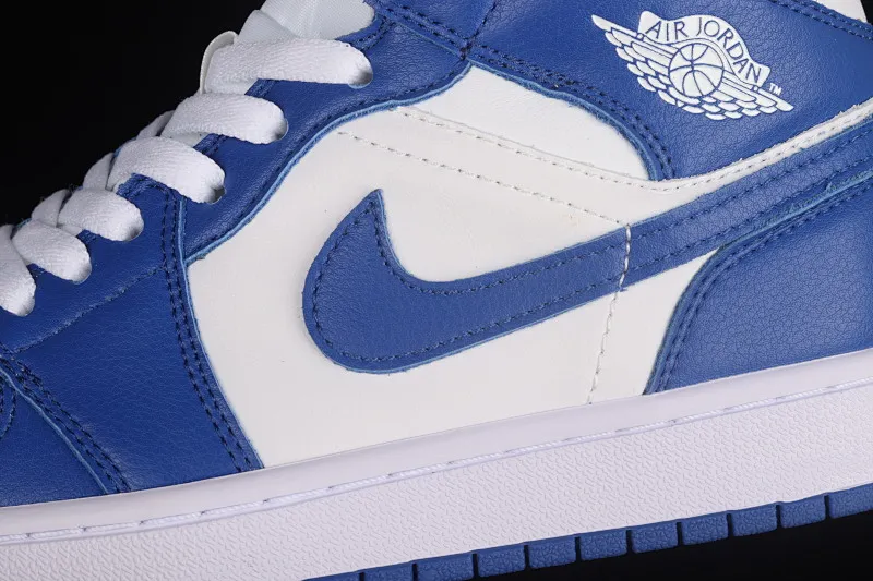 All Categories Air Jordan Jordan Series Basketball Shoes Air Jordan 1 Mid Differentiated Versions Air Jordan 1 Mid AJ1 Joe 1 Kentucky Blue Zhongbang Basketball Shoes BQ6472-104